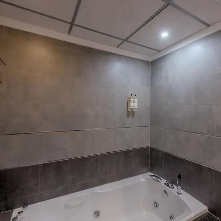 Apartament Centrico Sibarys-3 *